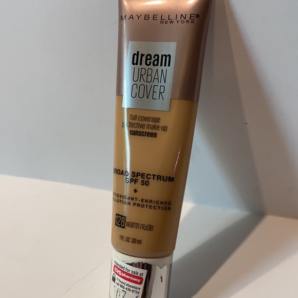 Maybelline Full Coverage Warm Nude Dream Urban Cover & Color Strike Eyes - Picture 2 of 8